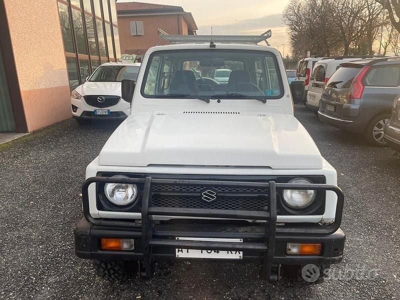 Usata Suzuki Samurai 69 CV (50 kW) 1998 Bianco SUV