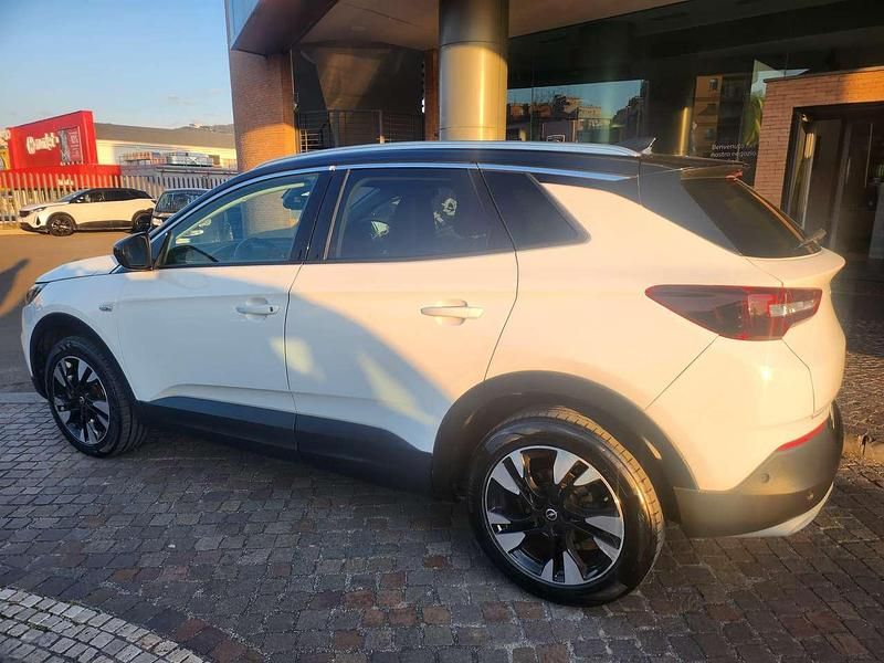 Usata Opel Grandland X Ultimate 131 CV (96 kW) 2019 Bianco SUV