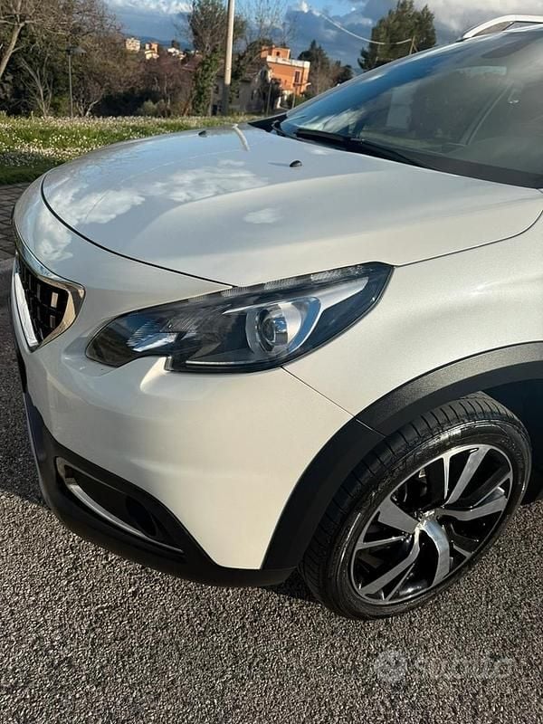 Usata Peugeot 2008 Allure 2017 SUV
