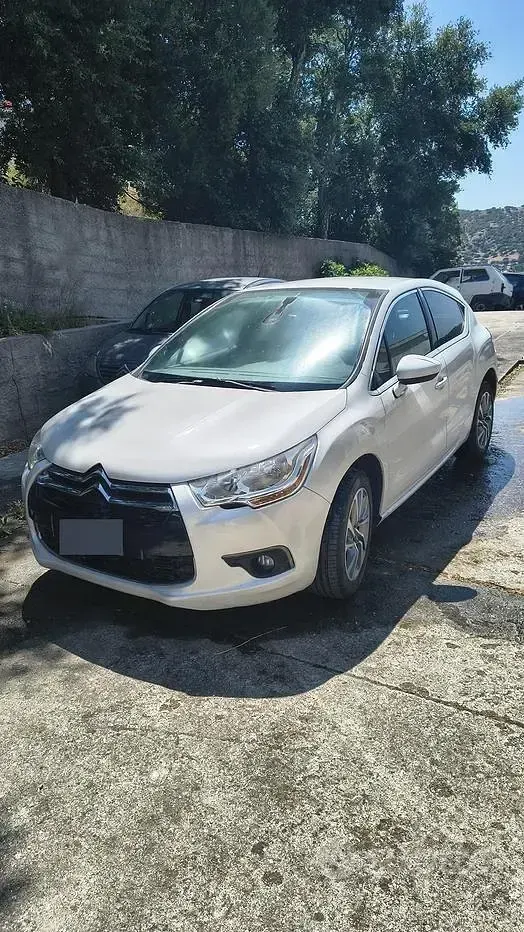 Usata DS Automobiles DS4 114 CV (83 kW) 2015 Bianco Berlina