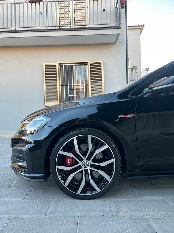 Usata VW Golf VII GTI 245 CV (180 kW) 2019 Nero Berlina