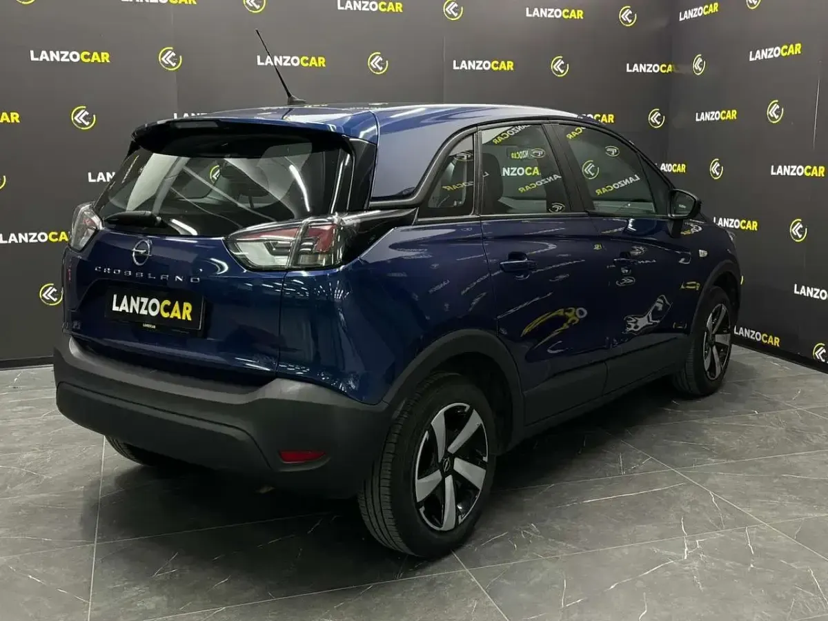 Usata Opel Crossland Edition 110 CV (80 kW) 2023 Blu/azzurro SUV