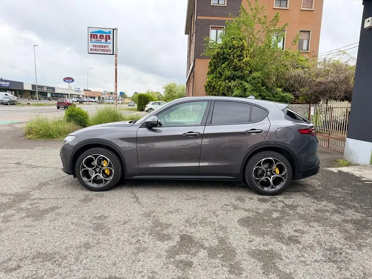 Usata Alfa Romeo Stelvio Tech Edition 210 CV (154 kW) 2019 Grigio SUV