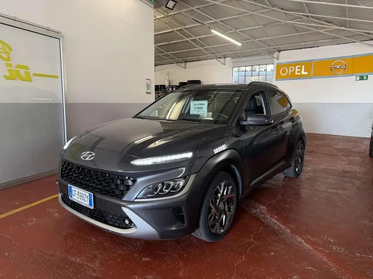 Käytetty Hyundai Kona 105 HP (77 kW) 2021 Other Katumaasturi