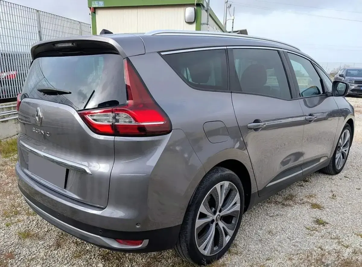 Usata Renault Grand Scénic IV Intens 110 CV (80 kW) 2017 Grigio Monovolume