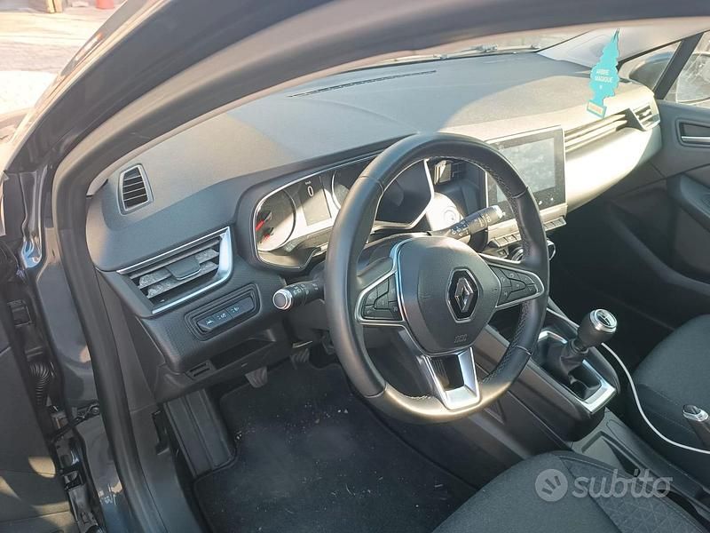 Usata Renault Clio IV Intens 90 CV (66 kW) 2019 Grigio Berlina