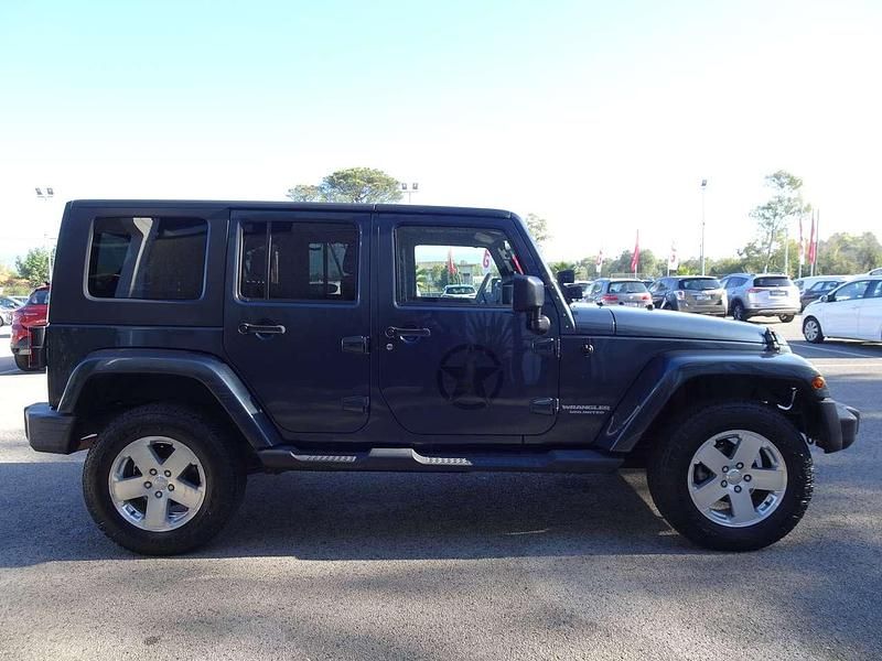 Usata Jeep Wrangler Unlimited Sport 177 CV (130 kW) 2008 Grigio SUV