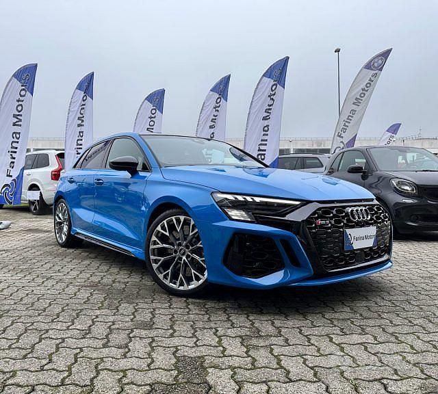 Usata Audi RS3 400 CV (294 kW) 2023 Blu Berlina