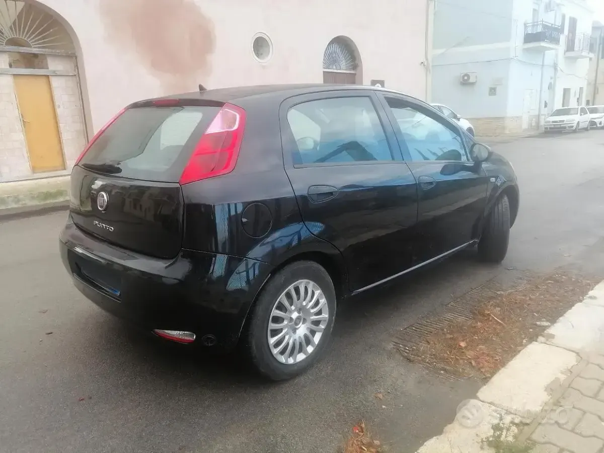 Usata Fiat Grande Punto 65 CV (47 kW) 2015 Utilitaria