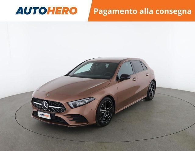 Oro Usata 2022 Mercedes A200 Premium Tre volumi | 25.899 € (Ottimo prezzo) - Immagine 1/2