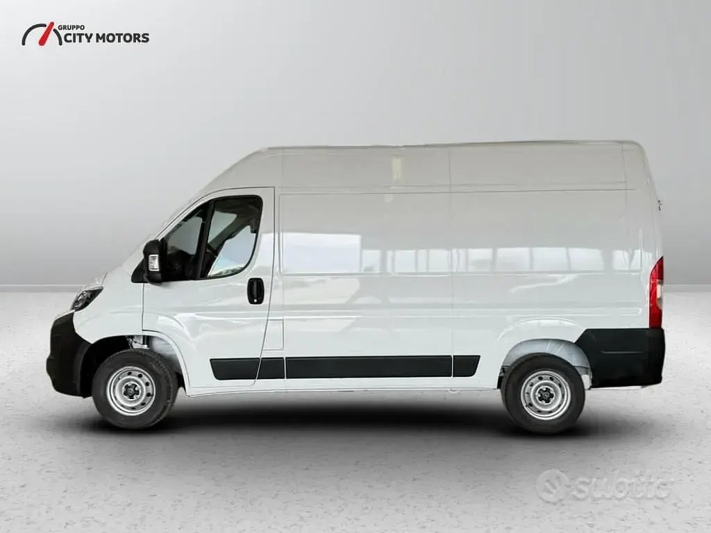 Nuova Toyota Proace 120 CV (88 kW) 2025 White sol Monovolume