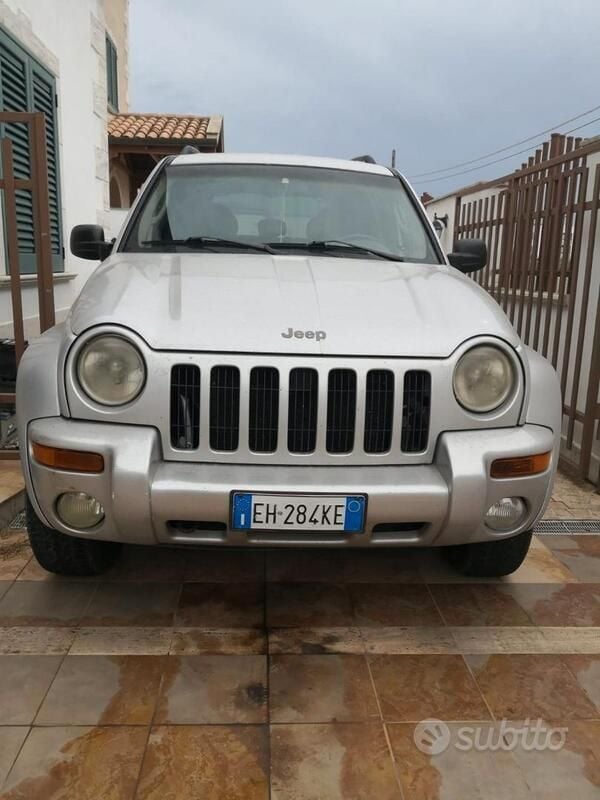 Usata 2001 Jeep Cherokee SUV | 4800 € (Super prezzo) - Immagine 1/4