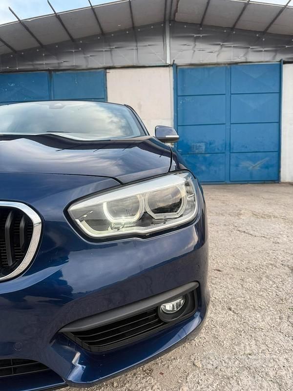 Usata BMW 118 Comfort Edition 150 CV (110 kW) 2015 Blu Utilitaria
