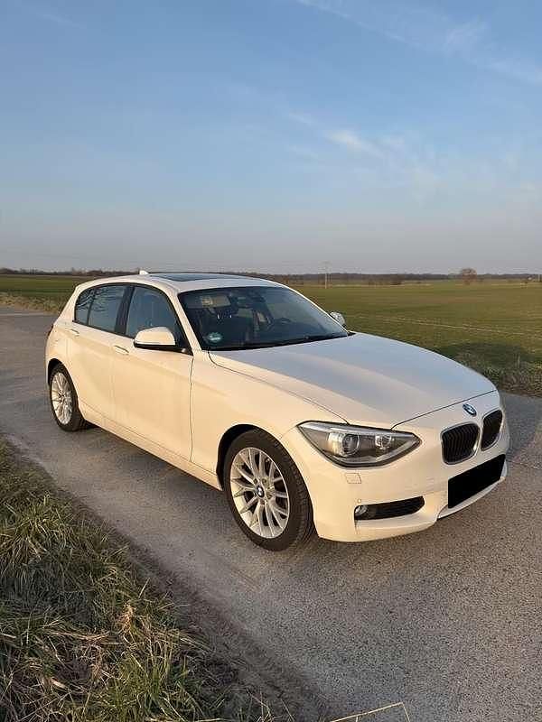 Usata BMW 118 143 CV (105 kW) 2015 Bianco Utilitaria