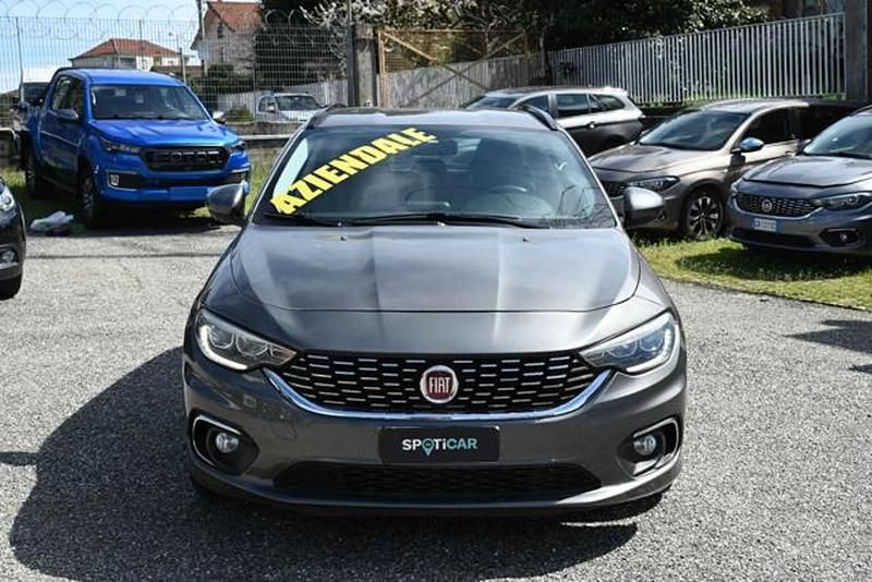 Usata Fiat Tipo Lounge 120 CV (88 kW) 2017 Grigio scuro Station wagon