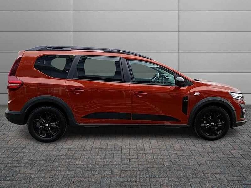 Usata Dacia Jogger Extreme 101 CV (74 kW) 2022 Blu/azzurro Monovolume