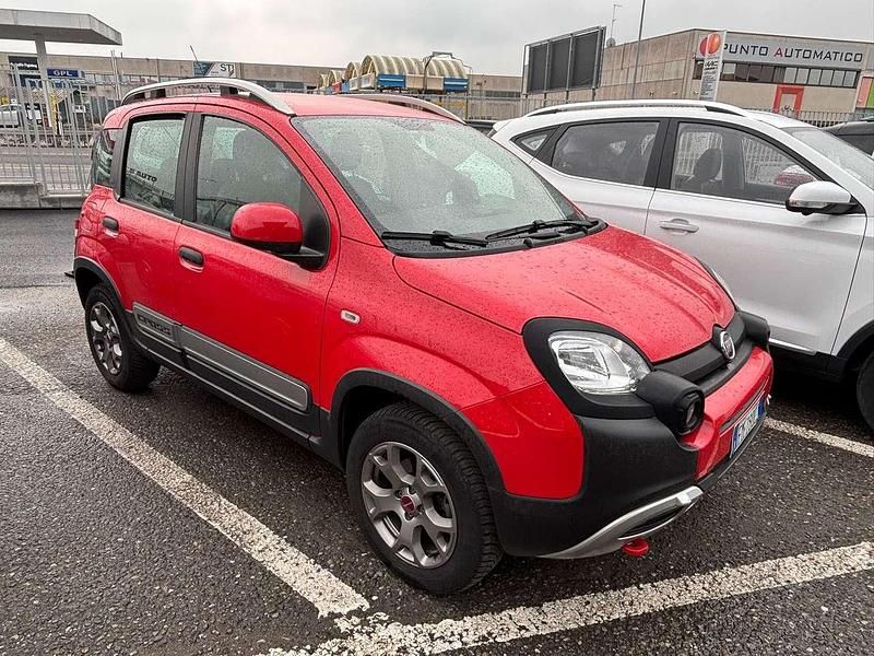Usata Fiat Panda Cross Cross 95 CV (69 kW) 2017 Rosso Utilitaria