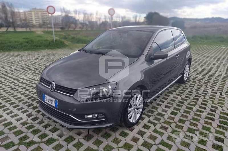 Usata VW Polo 75 CV (55 kW) 2015 Grigio Utilitaria