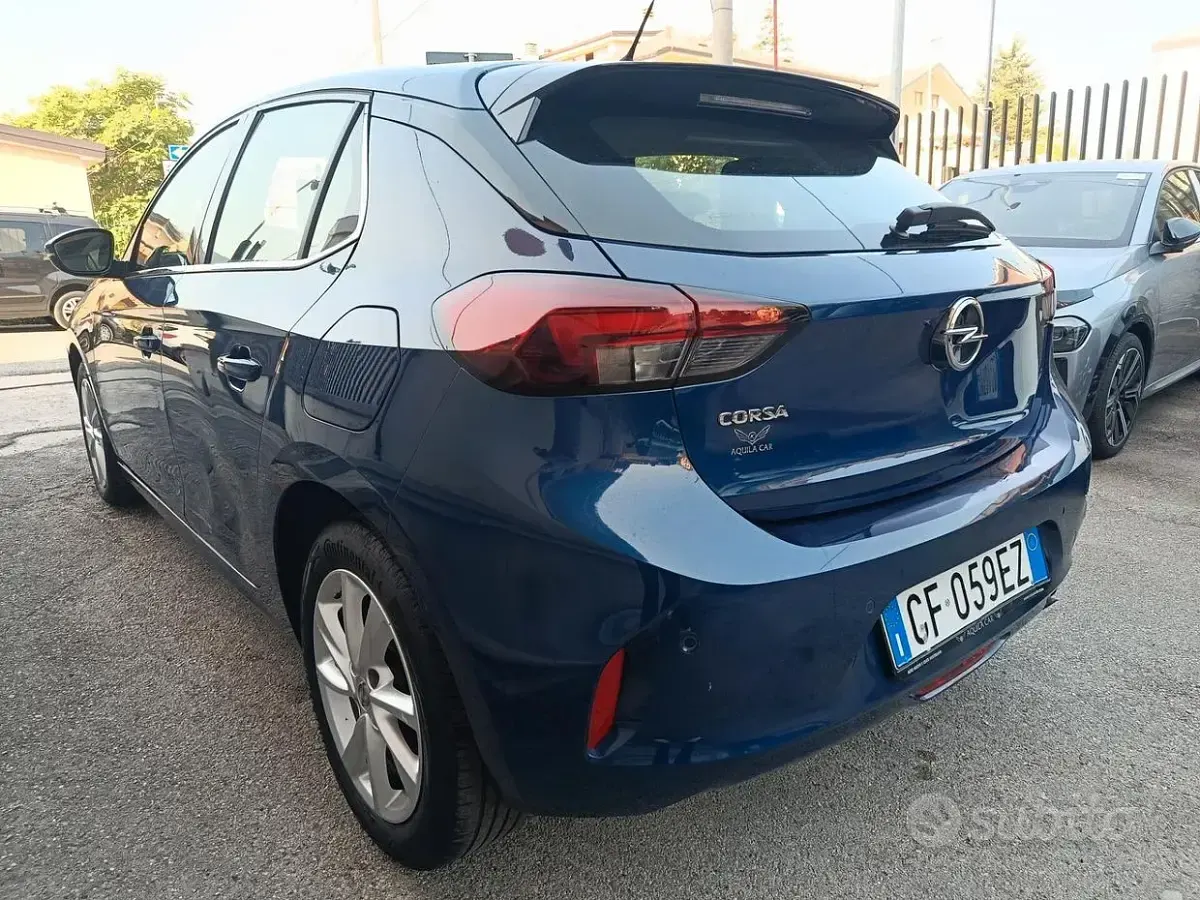 Usata Opel Corsa Elegance 75 CV (55 kW) 2021 Blu Utilitaria