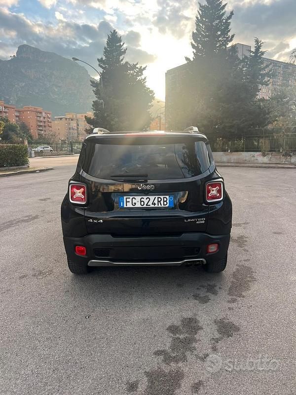 Usata Jeep Renegade 170 CV (125 kW) 2016 Nero SUV