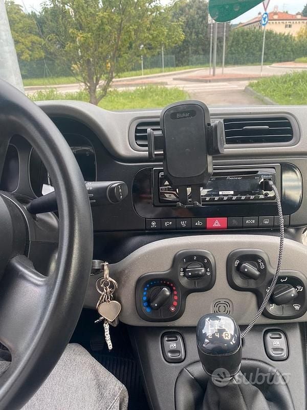 Usata Fiat Panda 85 CV (62 kW) 2015 Grigio Utilitaria