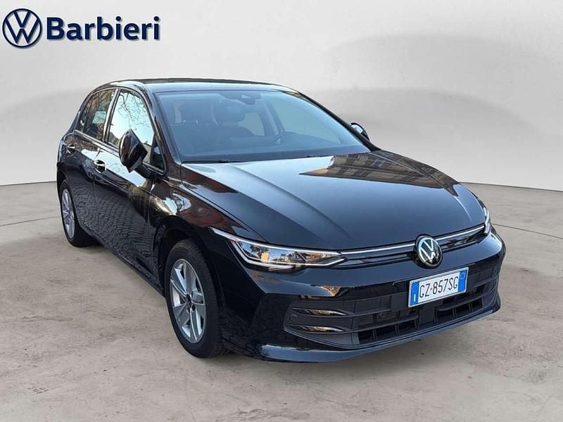 Usata VW Golf VIII Life 116 CV (85 kW) 2025 Nero Berlina