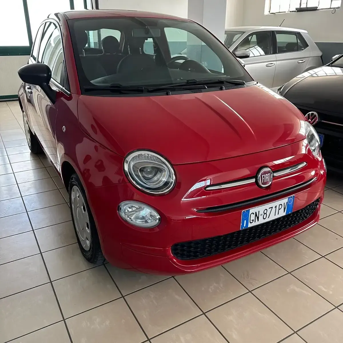 Usata Fiat 500 Dolcevita 69 CV (50 kW) 2023 Rosso Berlina
