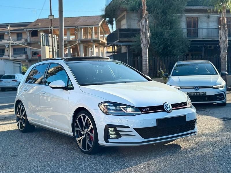 Usata VW Golf VII GTI 244 CV (179 kW) 2019 Bianco Berlina