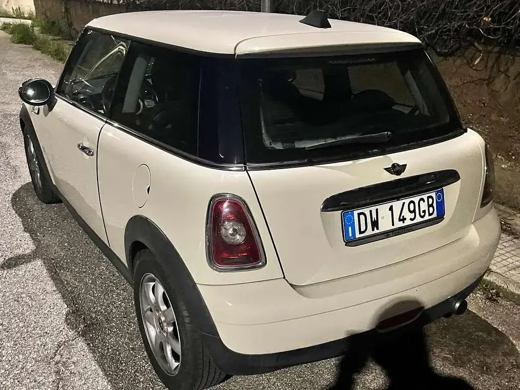 Begagnad Mini ONE 95 HK (69 kW) 2009 Beige Halvkombi