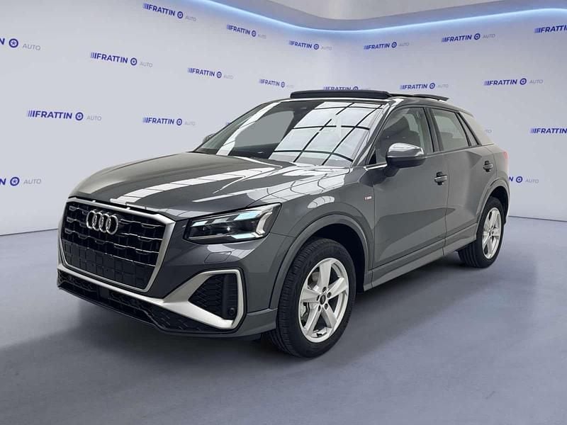 Usata Audi Q2 S-Line 150 CV (110 kW) 2024 Grigio scuro SUV