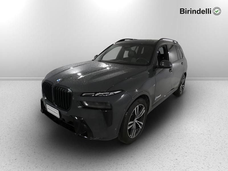 Dravit grey metallizzato Usata 2024 BMW X7 M Sport SUV | 84.000 € (Buon prezzo) - Immagine 1/3