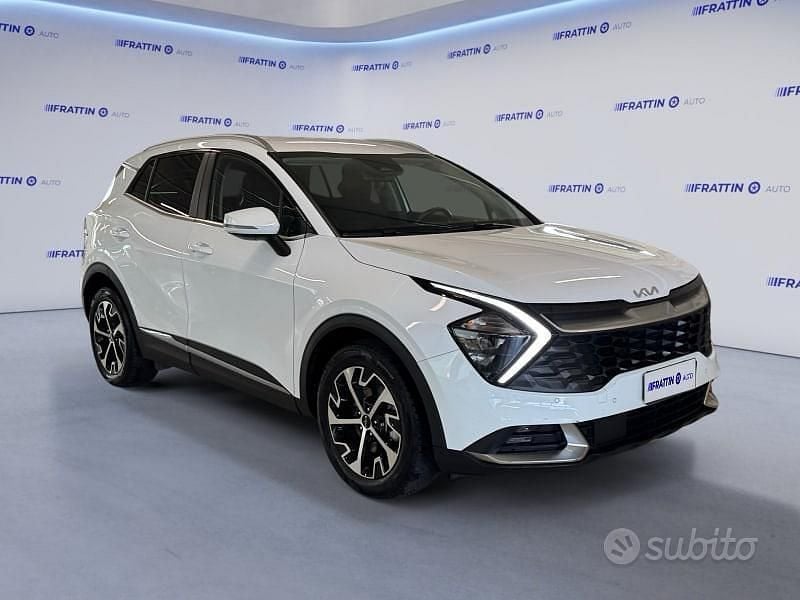 Usata Kia Sportage Style 240 CV (176 kW) 2022 Casa white [wd] SUV