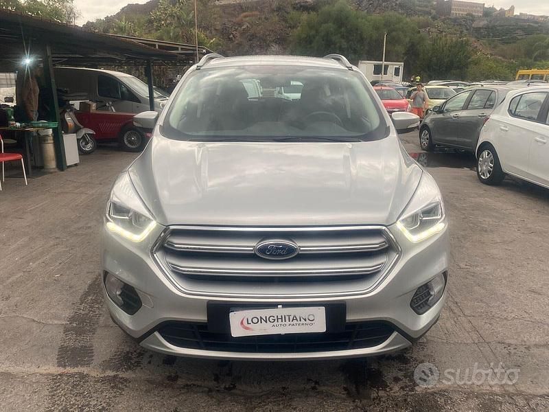 Usata Ford Kuga Titanium 150 CV (110 kW) 2018 Grigio SUV