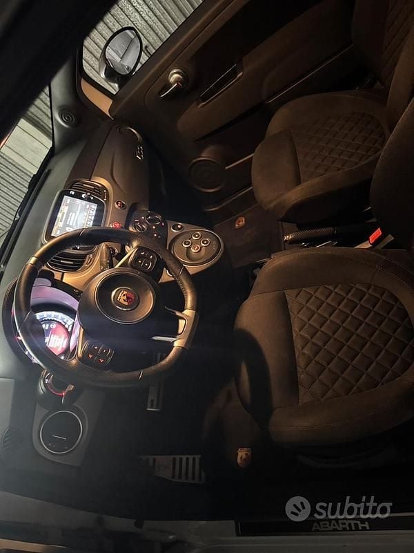 Usata Abarth 595 Pista 165 CV (121 kW) 2020 Grigio Utilitaria