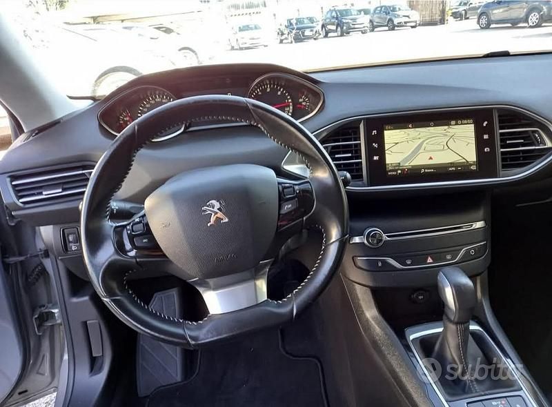Usata Peugeot 308 SW GT-line 120 CV (88 kW) 2017 Grigio Station wagon