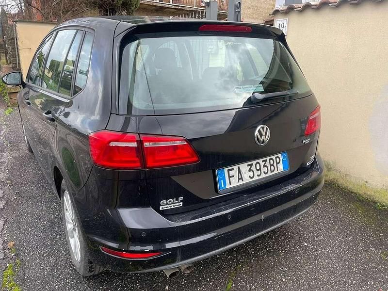 Usata VW Golf Sportsvan Highline 125 CV (91 kW) 2015 Monovolume