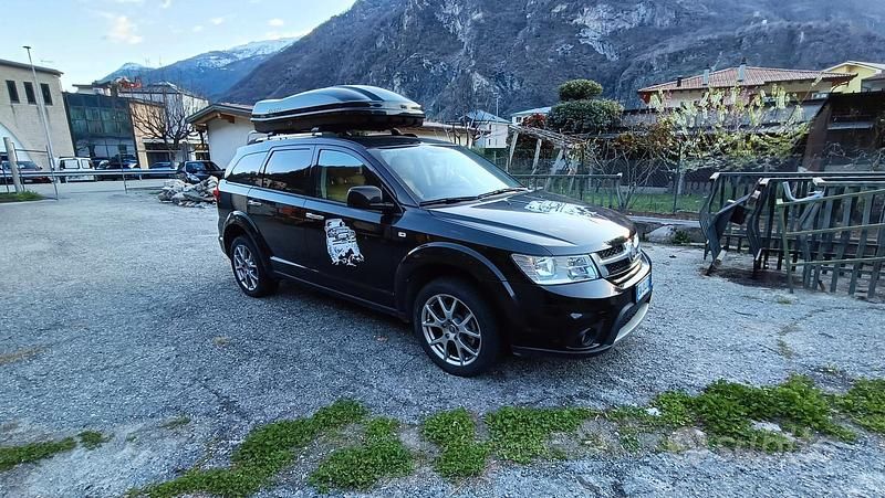 Usata Fiat Freemont 170 CV (125 kW) 2014 Nero SUV