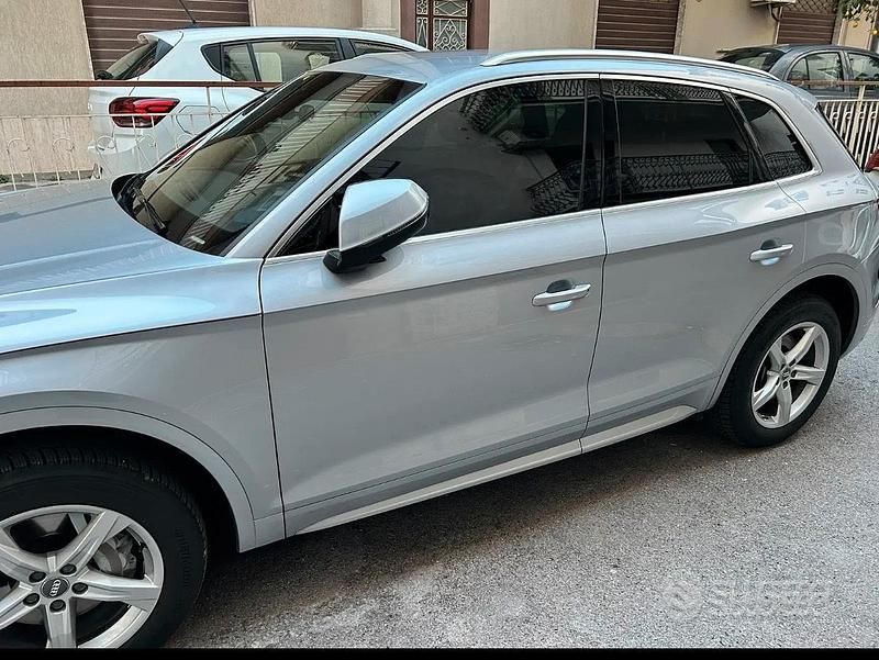 Usata Audi Q5 Business 190 CV (139 kW) 2019 Grigio SUV