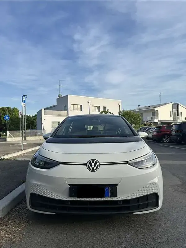 Usata VW ID.3 Pro Performance 69 kW (95 CV) 2023 Bianco Utilitaria