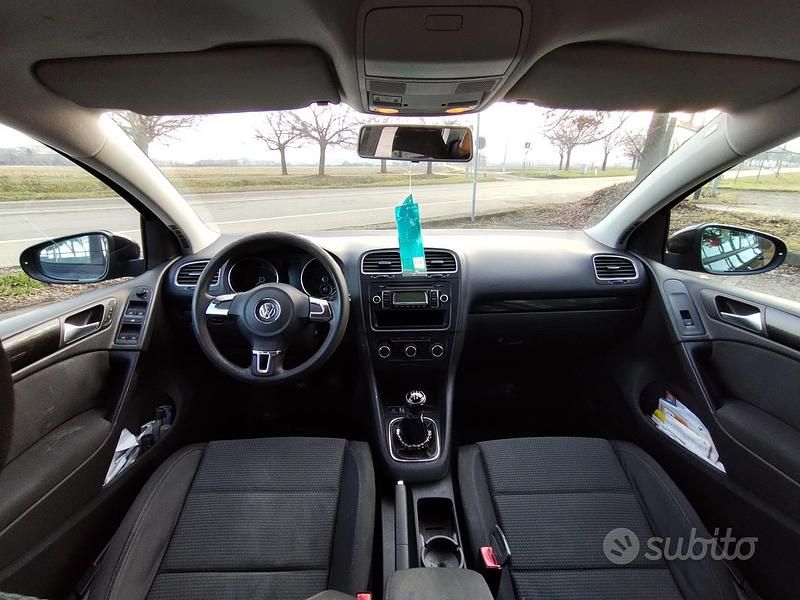 Usata VW Golf VI 102 CV (75 kW) 2009 Nero Utilitaria