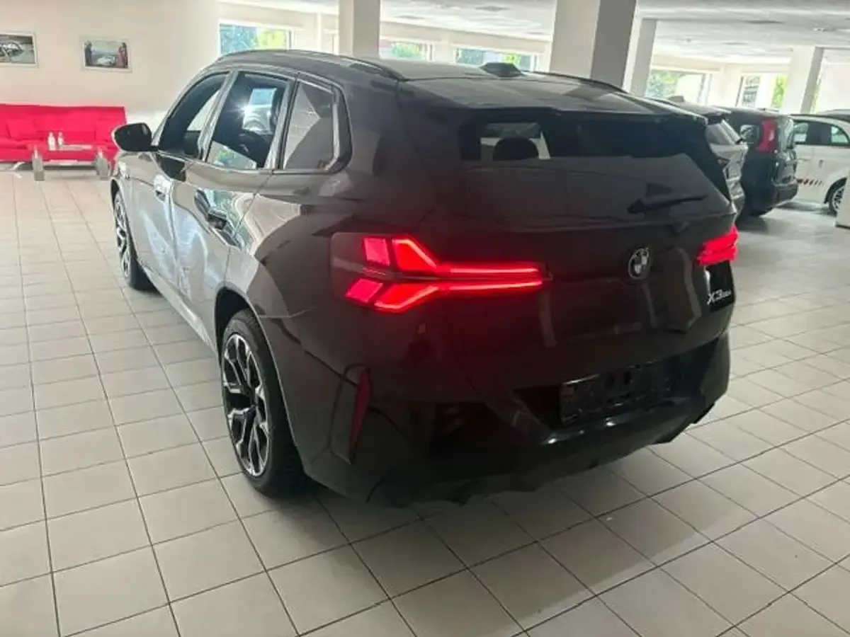 Usata BMW X3 M Sport 197 CV (144 kW) 2025 Nero metalizzato SUV