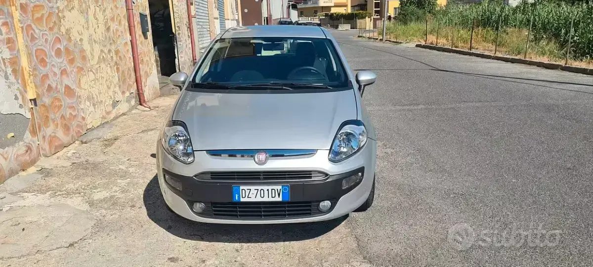 Usata Fiat Punto Evo Dynamic 65 CV (47 kW) 2010 Utilitaria