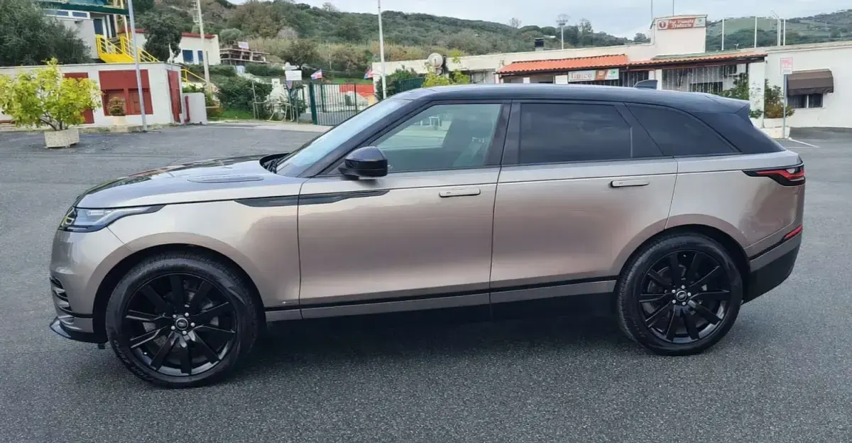 Usata Land Rover Range Rover Velar R-Dynamic 241 CV (177 kW) 2019 SUV