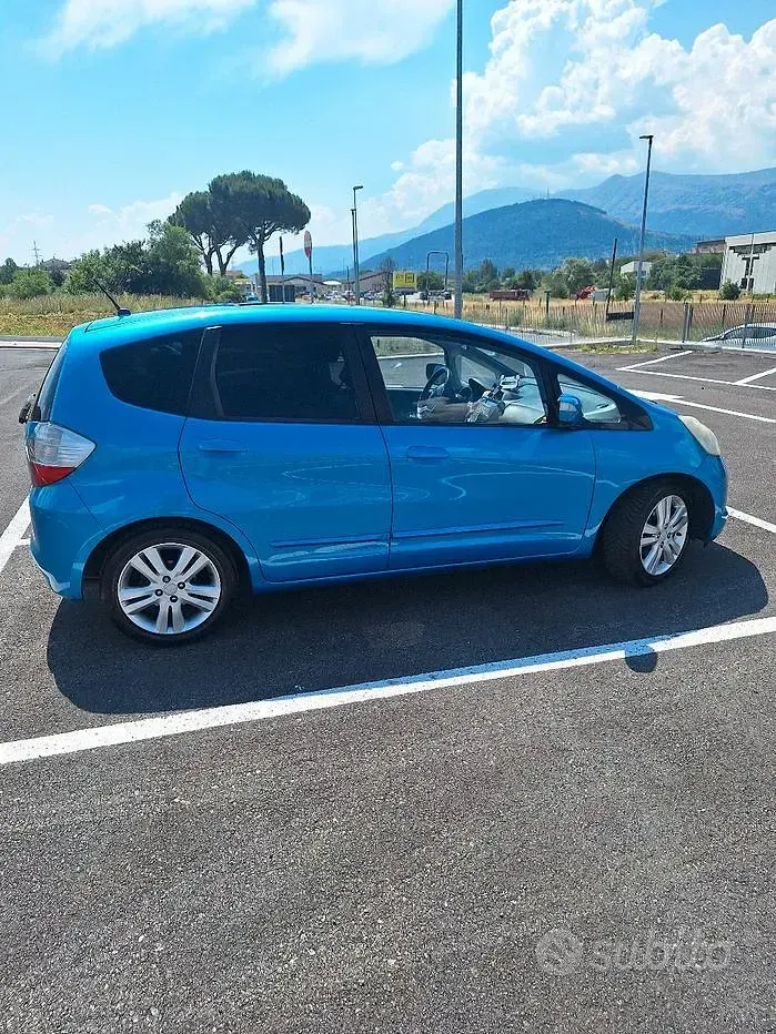 Usata Honda Jazz Exclusive 99 CV (72 kW) 2009 Bluazzurro Utilitaria