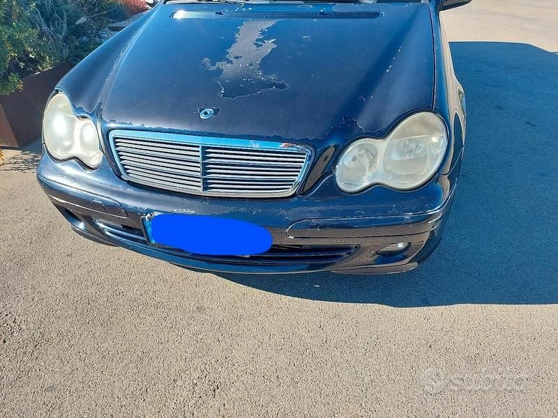 Usata Mercedes C220 150 CV (110 kW) 2005 Berlina