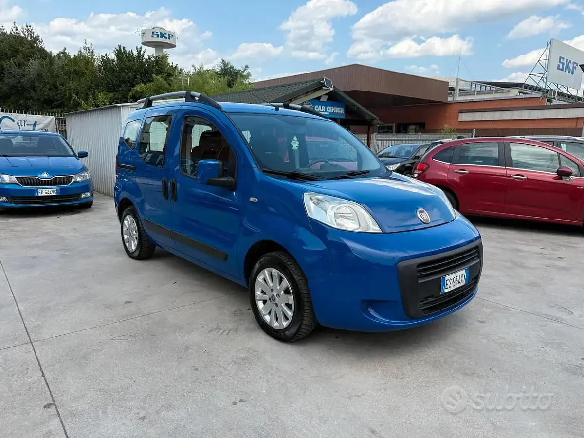 Usata Fiat Qubo Trekking 70 CV (51 kW) 2013 Blu Monovolume