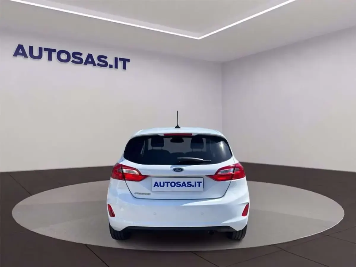 Usata Ford Fiesta Titanium 75 CV (55 kW) 2021 Bianco Utilitaria