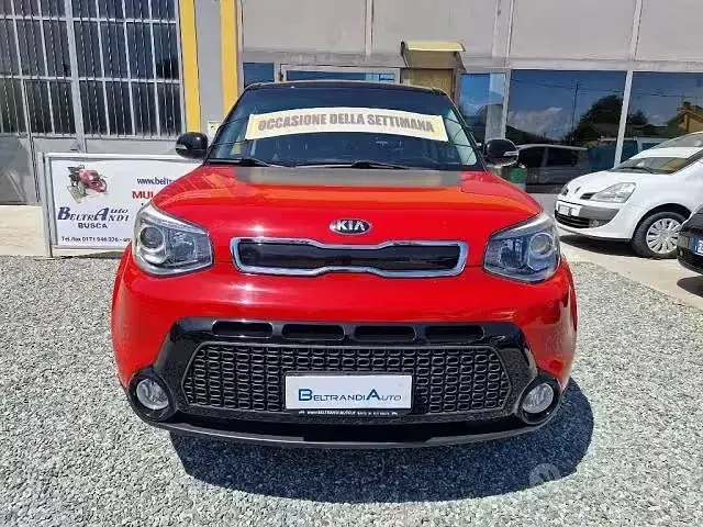 Usata Kia Soul 136 CV (100 kW) 2017 Rosso SUV