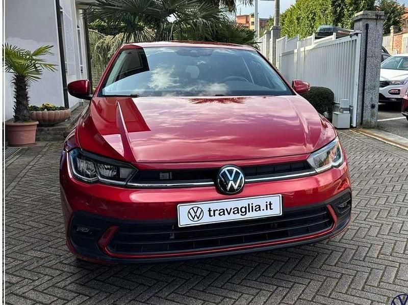 Usata VW Polo Life 95 CV (69 kW) 2023 Kings red metallizzato Utilitaria
