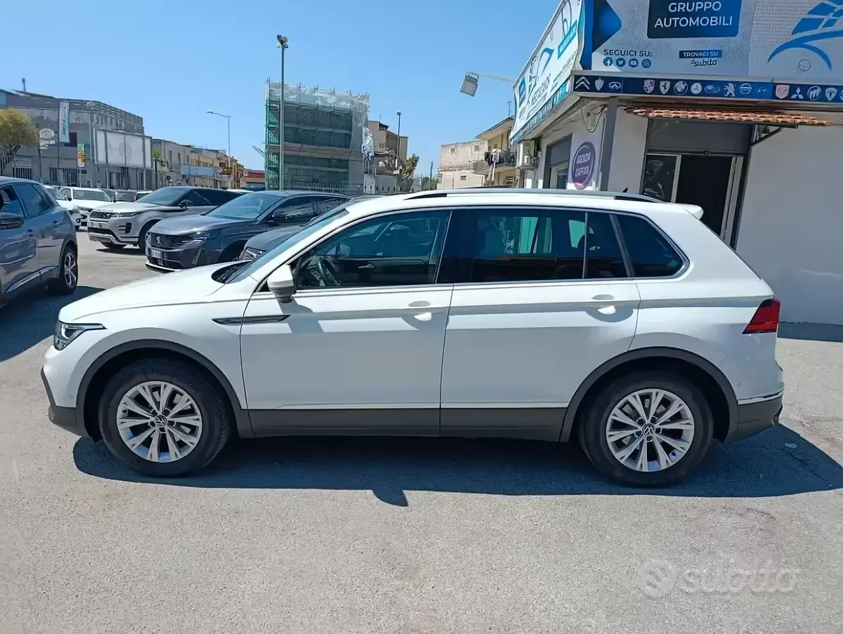 Usata VW Tiguan Elegance 150 CV (110 kW) 2022 Bianco SUV